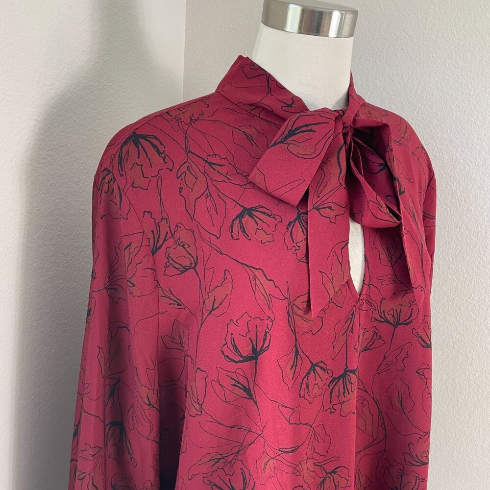 Nordstrom Womens Plus 3X Red Floral Tie Neck Blouse Long Sleeve‎ Shirt Top - Picture 2 of 12